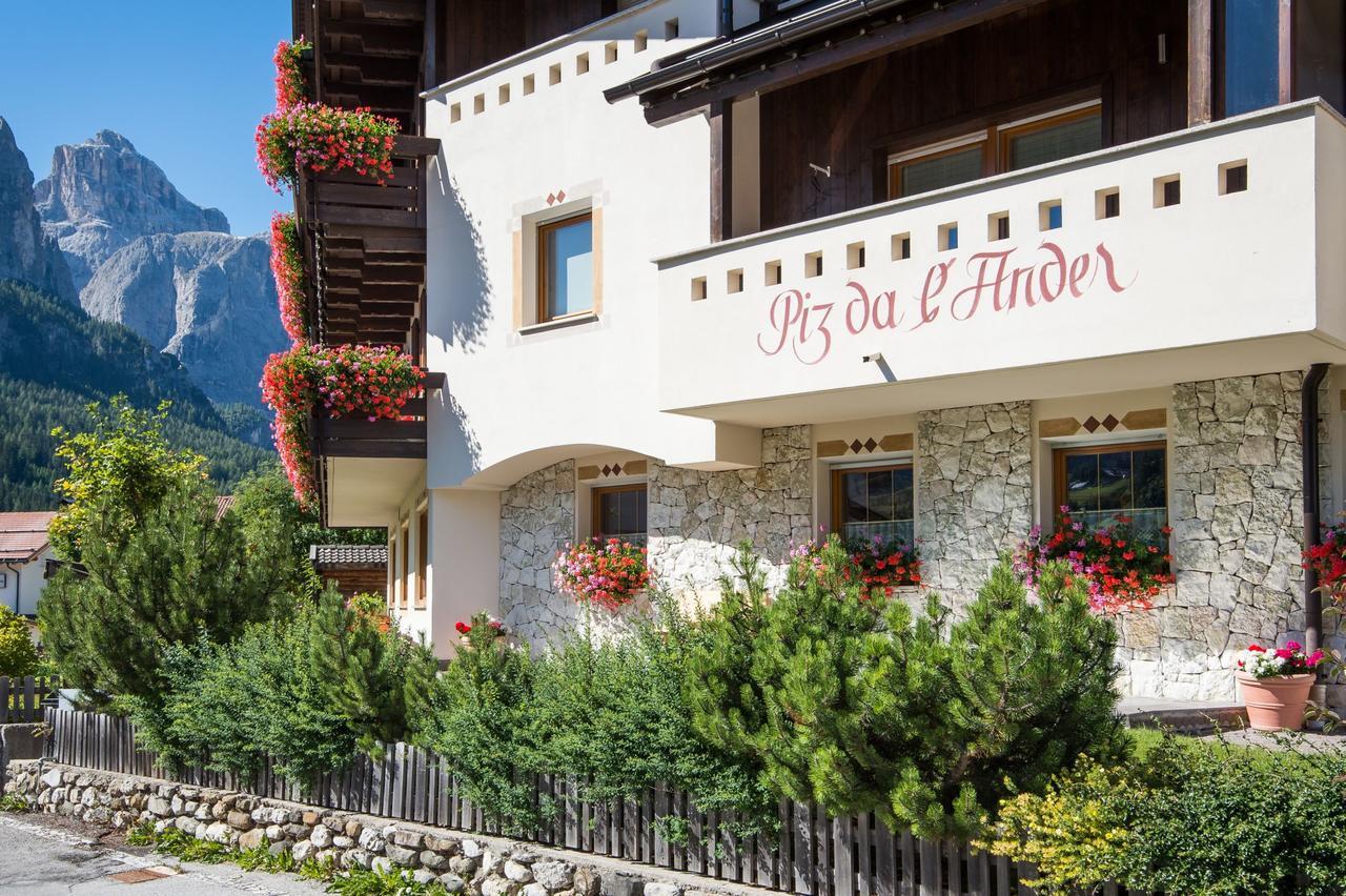 Garni Piz Da L'Ander Hotel กอร์วารา อิน บาเดีย ภายนอก รูปภาพ