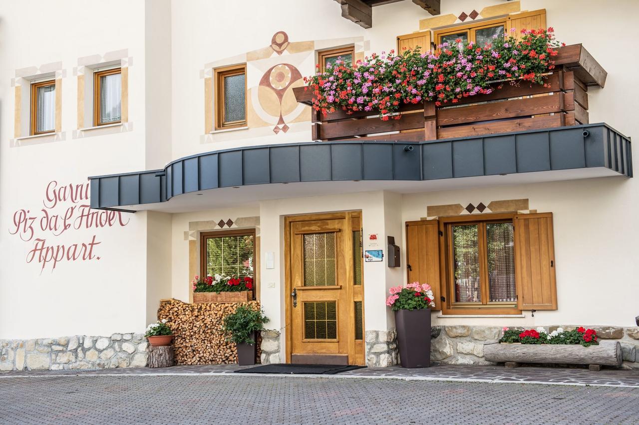 Garni Piz Da L'Ander Hotel กอร์วารา อิน บาเดีย ภายนอก รูปภาพ